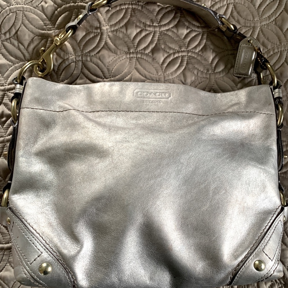 Coach leather, metallic platinum color bag❣️